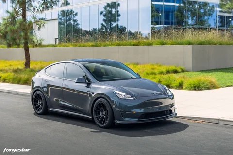 Gunmetal Tesla Model Y Forgestar CF5 V Bespoke Satin Black Web 01