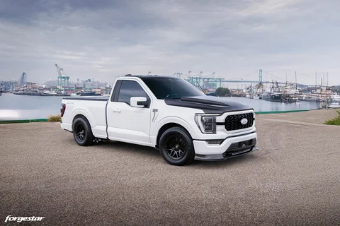 White Ford F150 Forgestar F14 Beadlock Gloss Black Web 01