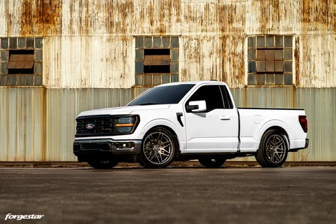 White Ford F150 Forgestar X14 Gloss Anthracite Web 01