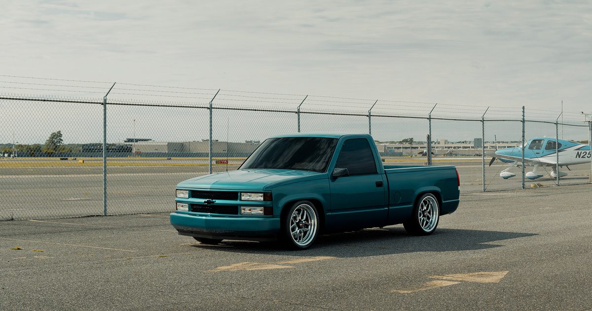 Chevrolet 1500 OBS - Laguna - Gloss Black Milled | WELD Racing Wheels