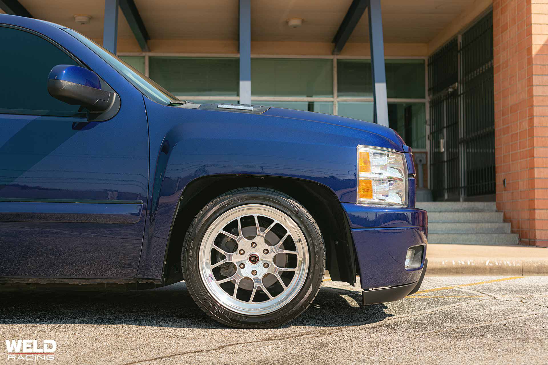 Silverado Racing Chevrolet Silverado - S77HD - Polished | WELD Racing Wheels