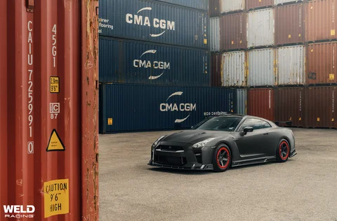 WELD Esteem Nissan GTR red touch 1