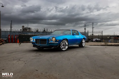 WELD Laguna Blue Chevrolet Camaro Gloss Black Milled 08