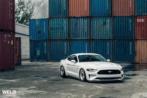 WELD Laguna White Ford Mustang Gloss Black Milled 01