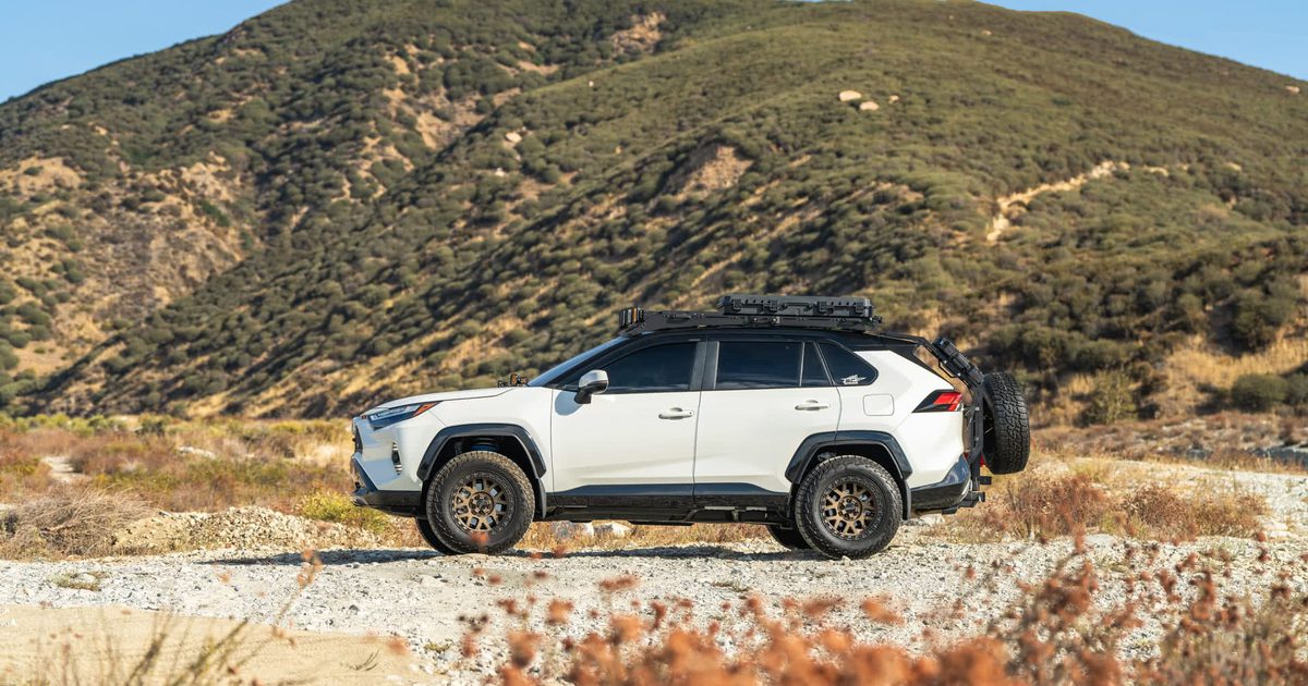 Toyota RAV4 - Cinch - Satin Bronze | WELD Racing Wheels