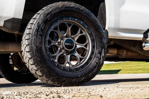 WELD Off Road Ledge8 White Chevrolet Silverado 2500 HD Satin Gunmetal 10