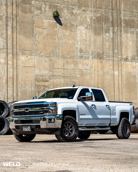 WELD Off Road Ledge8 White Chevrolet Silverado 2500 HD Satin Gunmetal 15
