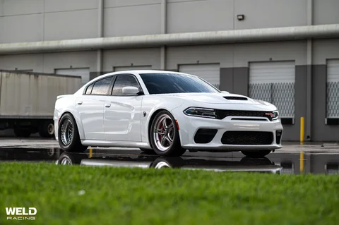WELD RTS S81 Beadlock White Dodge Charger Hellcat Redeye Gloss Black Milled 40