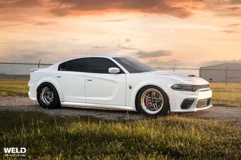 WELD RTS S81 Beadlock White Dodge Charger Hellcat Redeye Gloss Black Milled 57