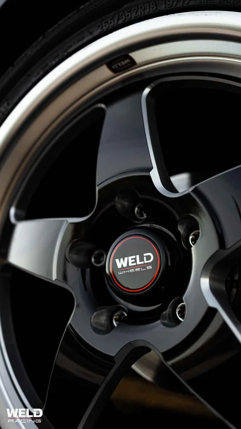 WELD Ventura Black Chevrolet Camaro Gloss Black Milled 18