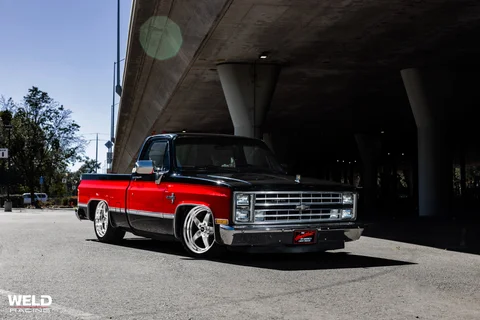 WELD Ventura Red Black Chevrolet C10 Silver 07