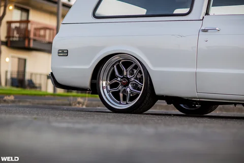 White chevy blazer 22 inch weld wheels laguna black rims e