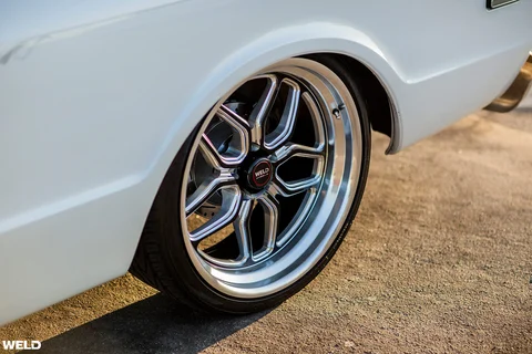 White chevy blazer 22 inch weld wheels laguna black rims i