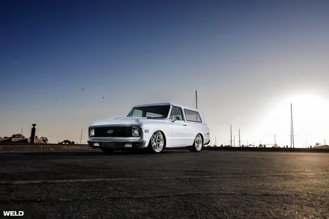 White chevy blazer 22 inch weld wheels laguna black rims p